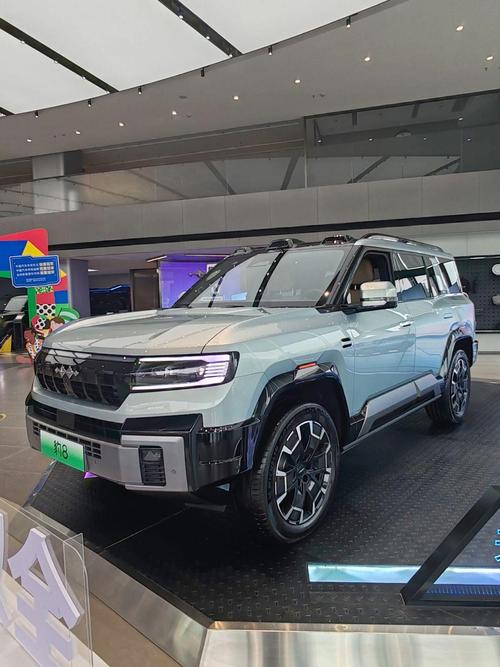 佛山80比亚迪方程豹硬派越野的爆款，英菲尼迪35周年与你共成长